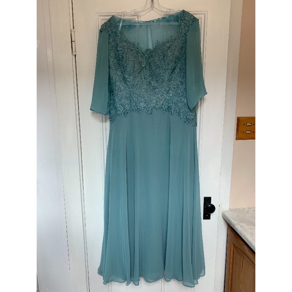 Formal dress Mother of the Bride.